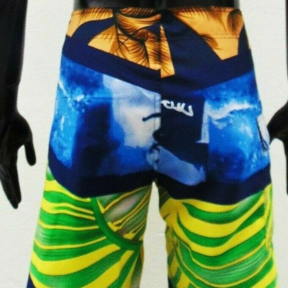 NWT SURF SUMMER BEACH MEN'S SWIMWEAR TRUNKS SWIMMING BOARD SHORTS SIZE S - Picture 4 of 4